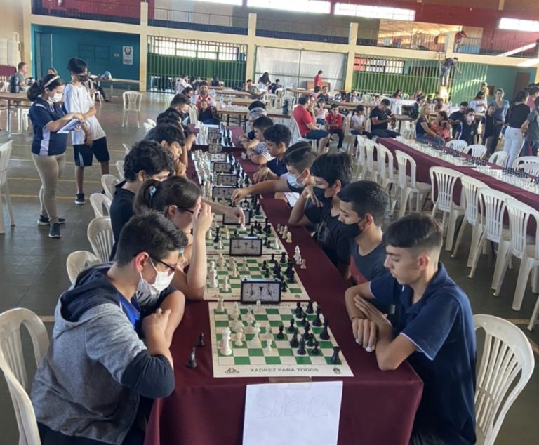 Exitoso torneo de ajedrez en CDE