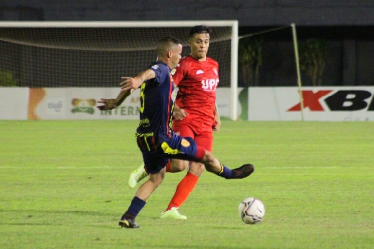 3 de Febrero supera a Martín Ledesma