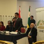 Presentan congreso de la UNE