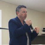 Fructífera charla en Cámara de Comercios 