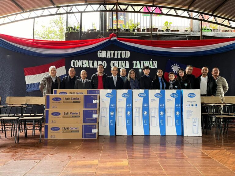 Consulado y Gobernación se unen para mejorar calidad educativa 