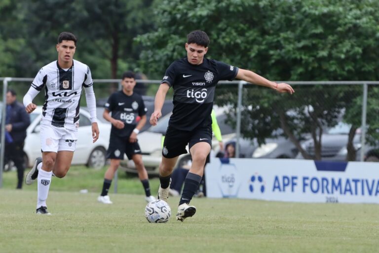 Esteño en la victoria de Olimpia
