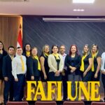 Personas con discapacidad auditiva egresan como especialistas