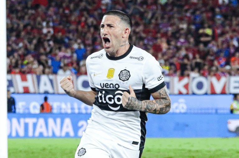 Olimpia se adueña del clásico