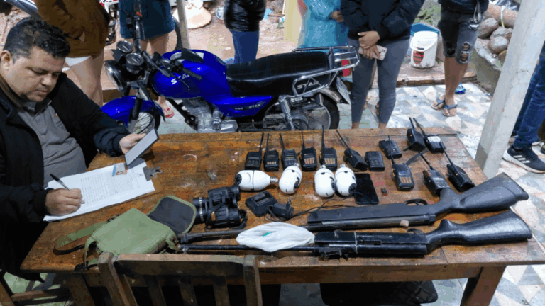 Incautan armas y cámaras en caso de joven desaparecido