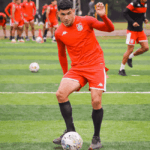 Duelo de fronterizos y necesitados