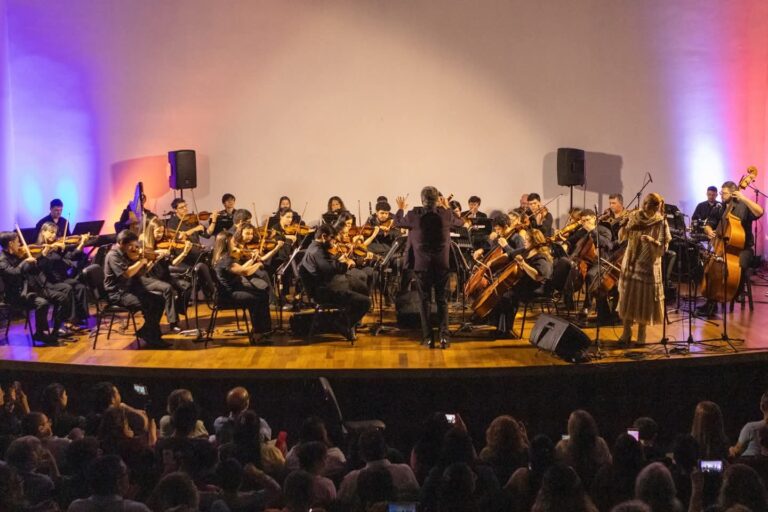El alma guaraní vibró en el Centro Cultural del Puerto